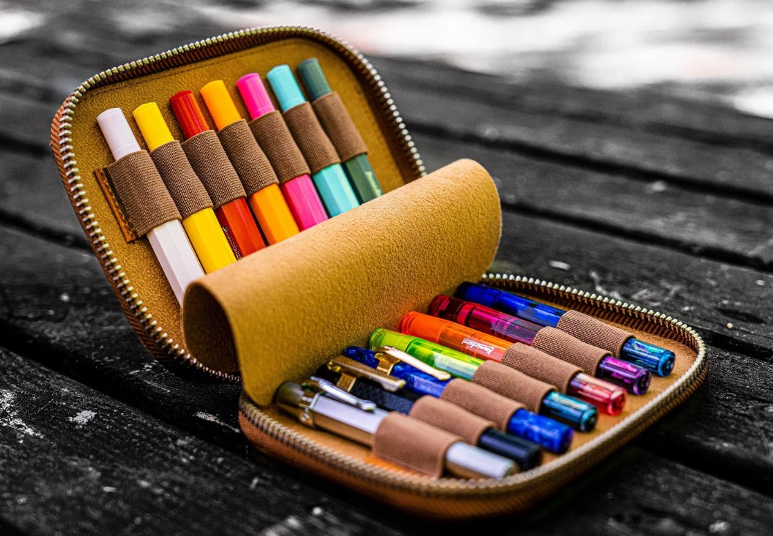 Galen Leather - Collector Pen Case for 14 Kaweko Pens - Crazy Horse Brown - Blesket Canada