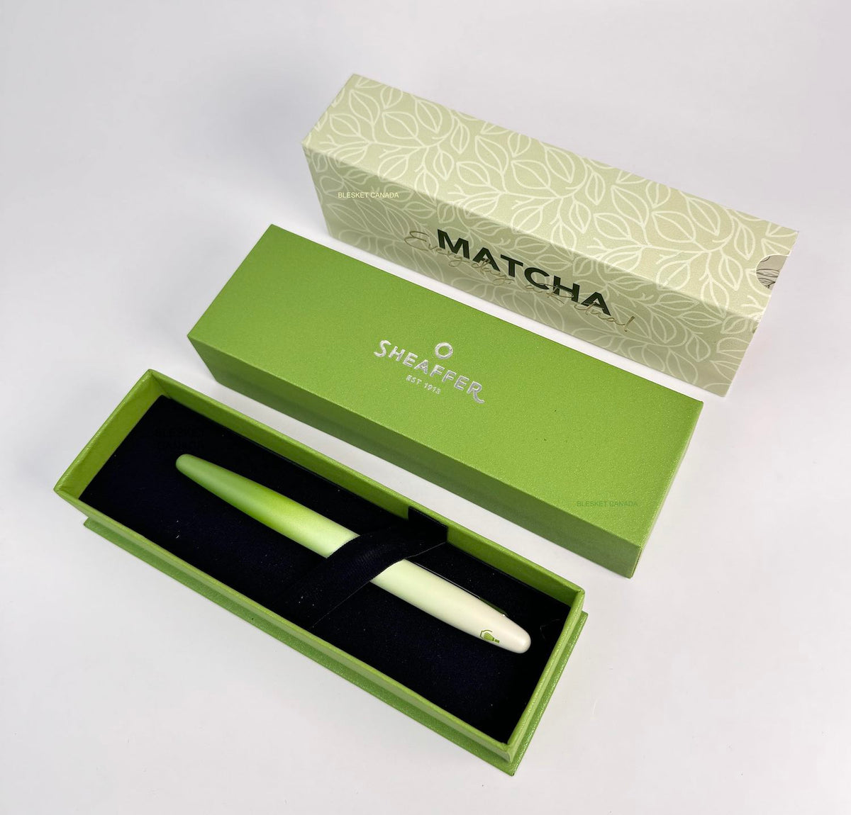 Sheaffer VFM Matcha Green Ombre Gradient Fountain Pen w/ Chrome Trims (With Converter) - Blesket Canada
