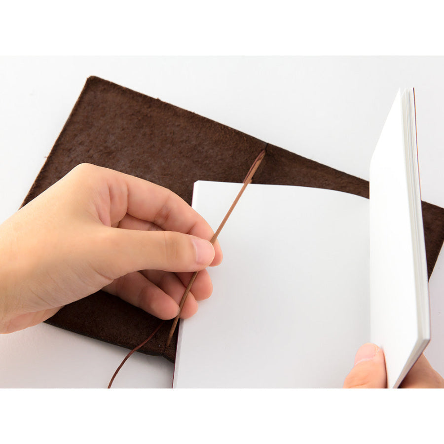 TRAVELER'S Notebook Beginners Brown - Passport Size – Blesket Canada