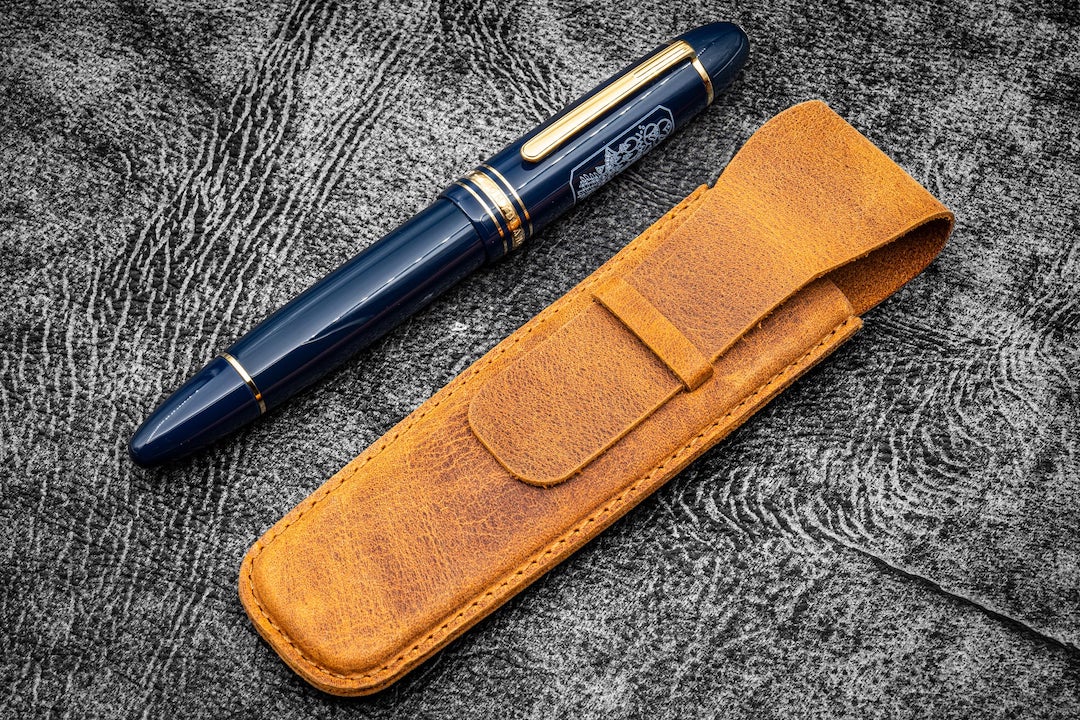 Galen Leather - Single Fountain Pen Sleeve - Crazy Horse Brown - Blesket Canada