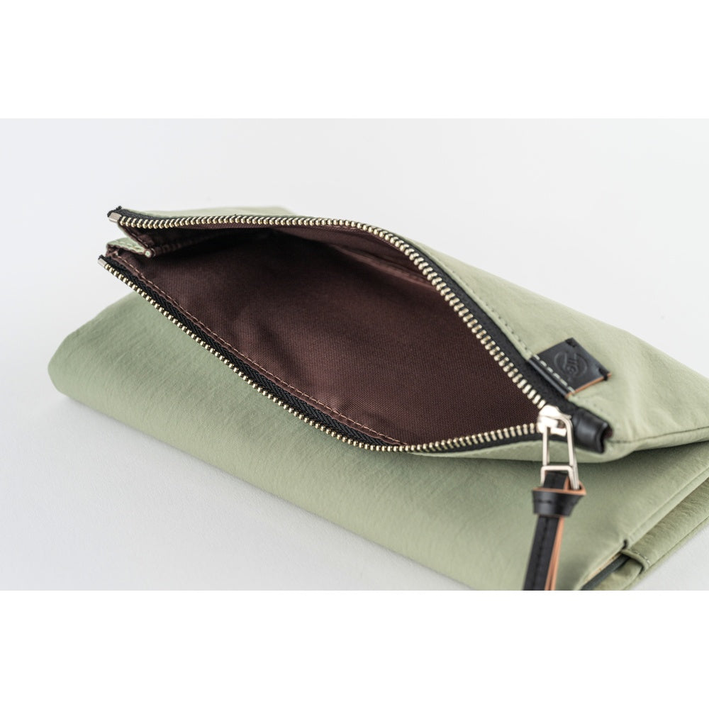 Hobonichi Techo 2026 Tragen Oakmoss Weeks Cover – Magnetic Closure Nylon Planner Cover - Blesket Canada