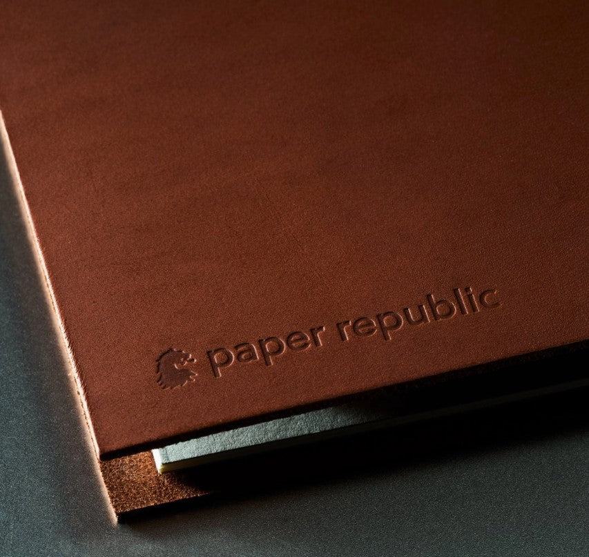 Paper Republic Grand Voyageur Leather Journal Pocket Size – Chestnut - Blesket Canada
