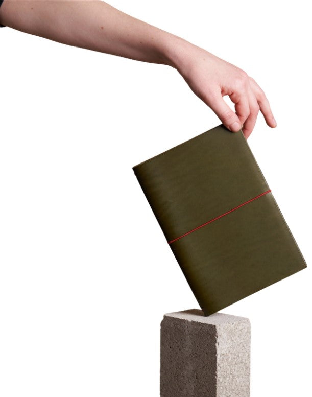 Paper Republic Grand Voyageur Leather Journal XL Size – Olive Green - Blesket Canada