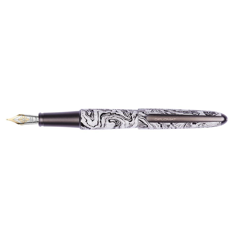 Diplomat Aero Fountain Pen - Volute - Blesket Canada