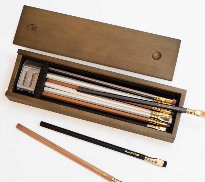 Blackwing Rustic Box – Mixed Pencil Set (Box of 12) - Blesket Canada