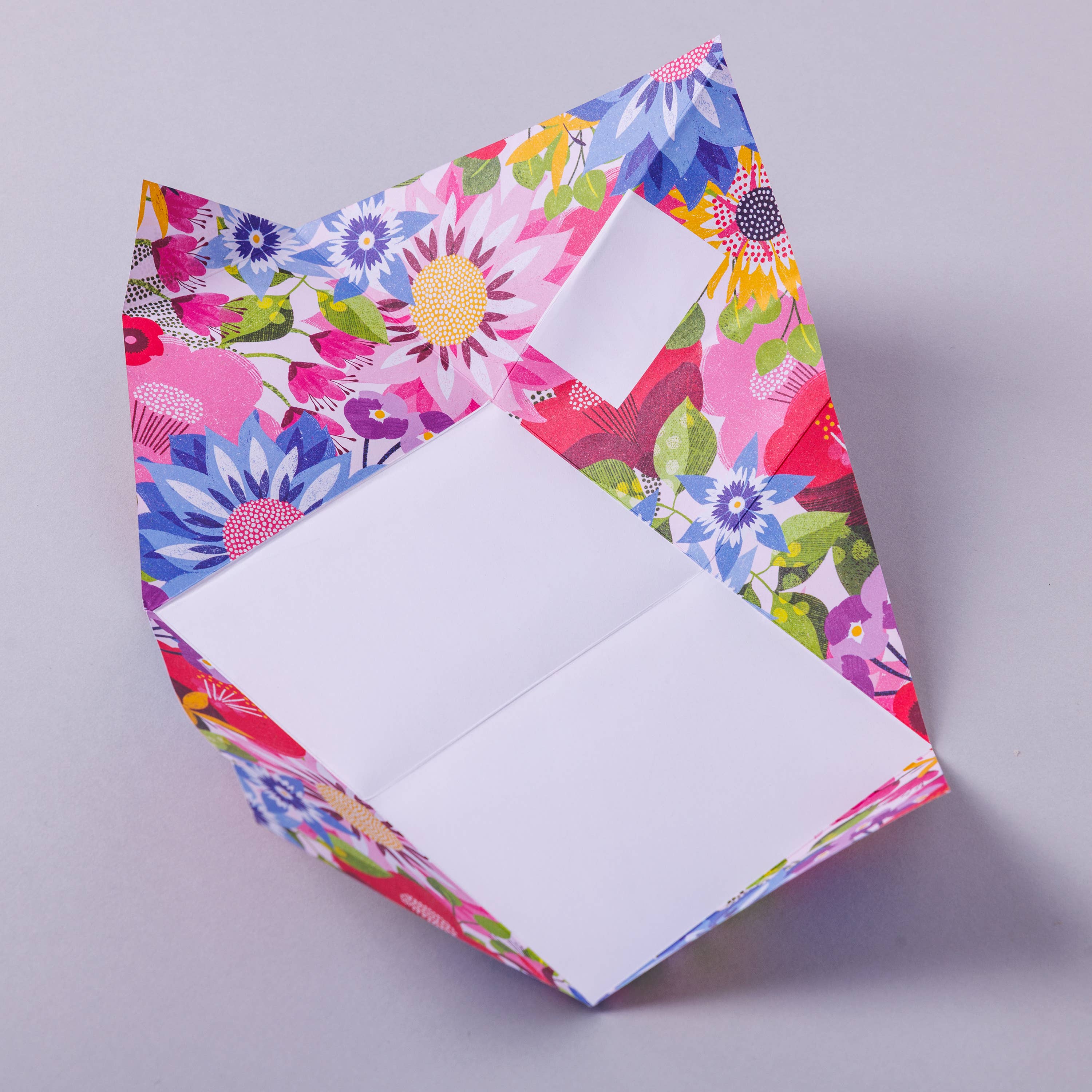 Floral Fantasia Pigeon, Botanical Folding Letters, Pack of 6 - Blesket Canada