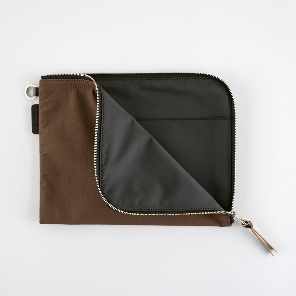 Hobonichi Tragen Flat Pouch A5 - Brown - Blesket Canada