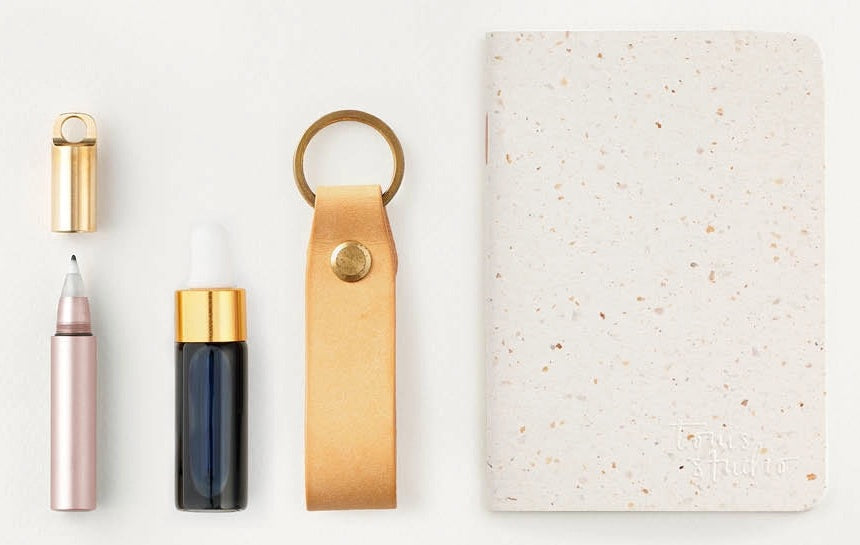 Tom's Studio Field Mouse Gift Set - Blush and Tan Fob - Blesket Canada