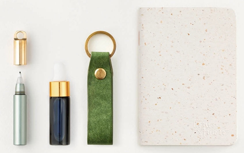 Tom's Studio Field Mouse Gift Set - Sage and Green Fob - Blesket Canada