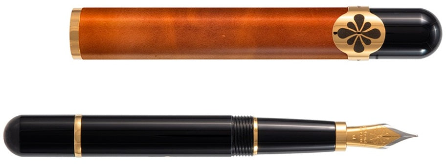 Diplomat XO Fountain Pen – Camel Leather - Lacquer Brown/Gold Limited Edition - Blesket Canada