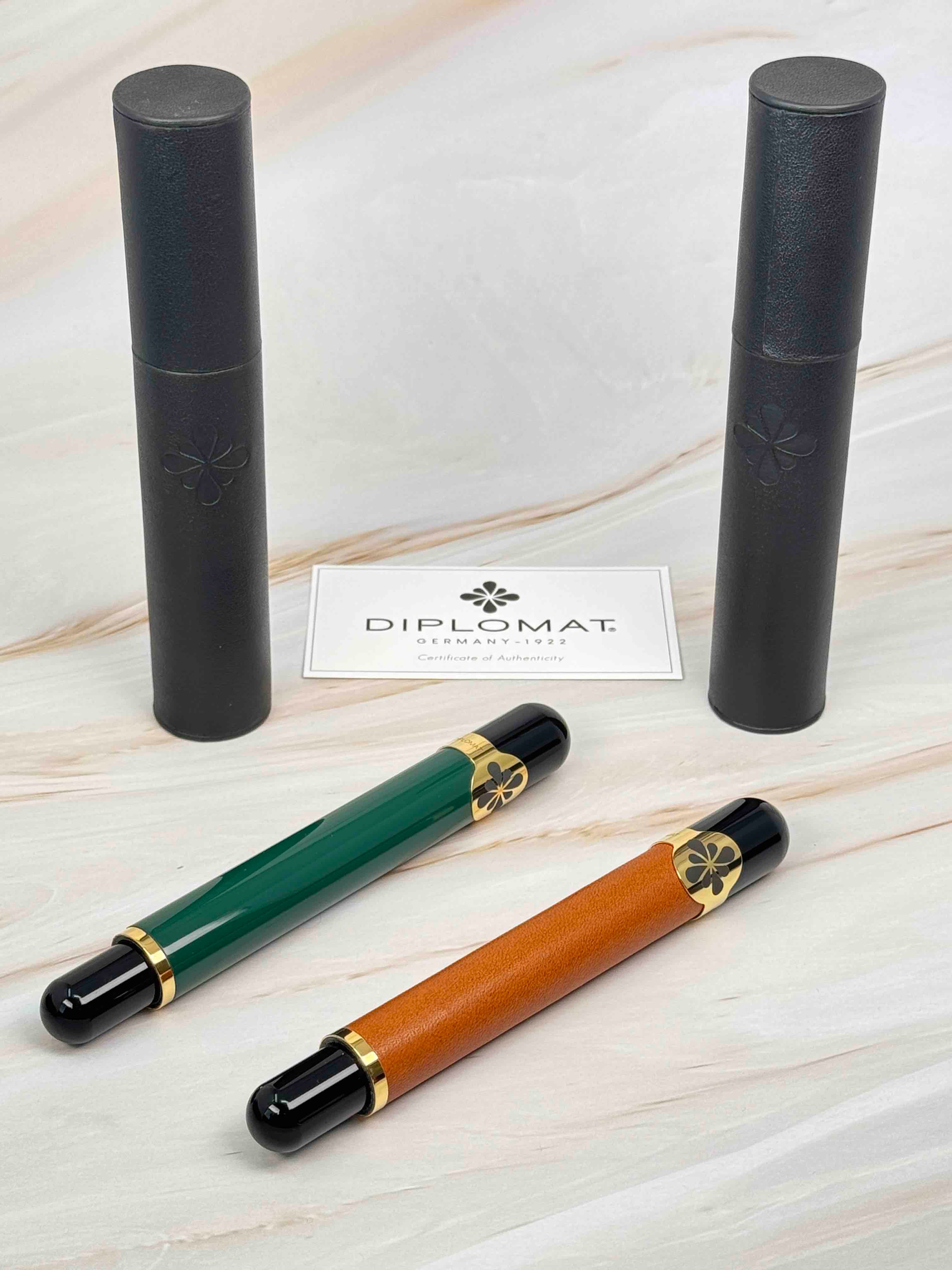 Diplomat XO Fountain Pen – Racing Green - Lacquer Green/Gold Limited Edition - Blesket Canada