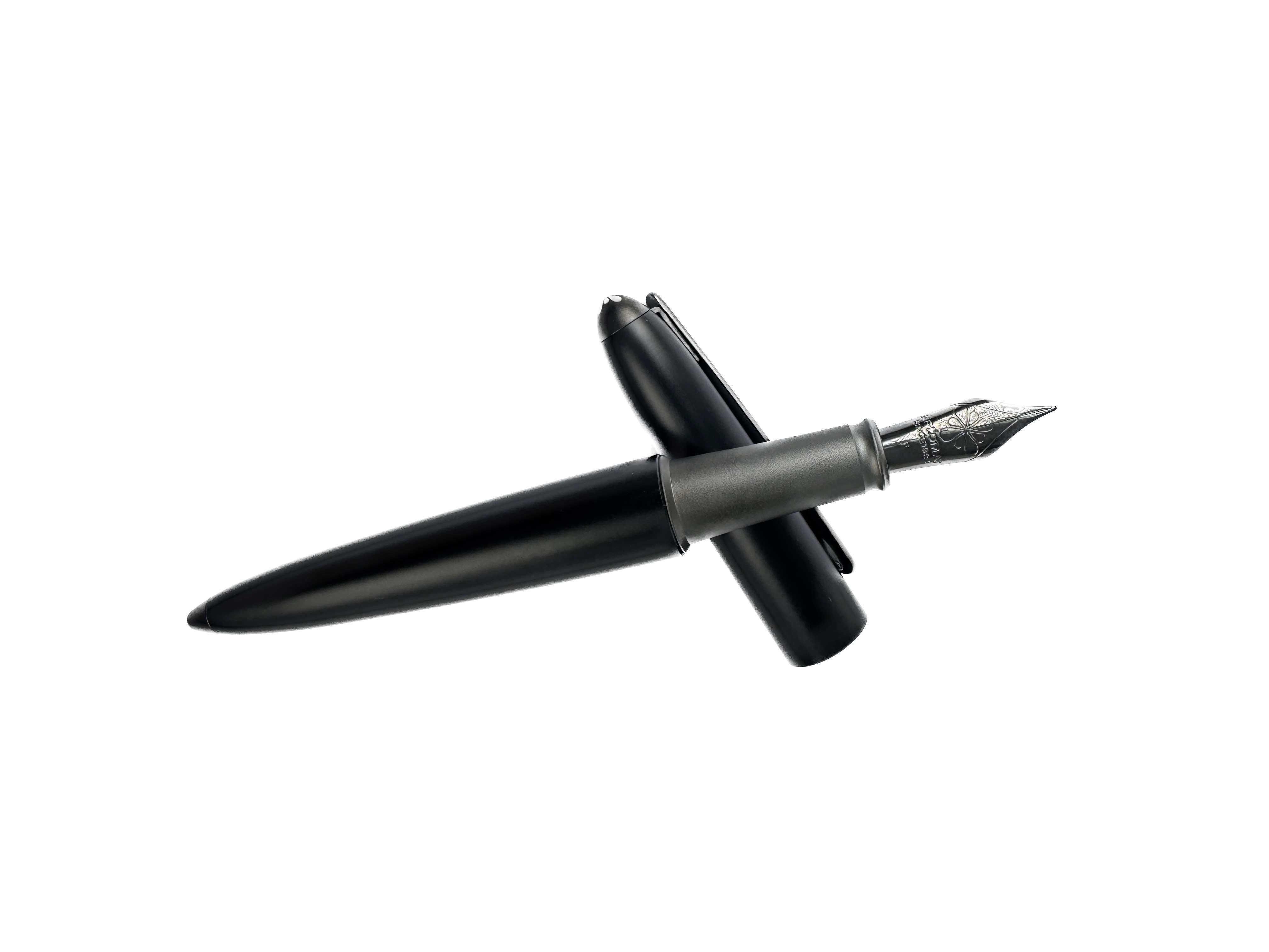 Diplomat Aero Pure Black Special Edition Fountain Pen - BLESKET CANADA