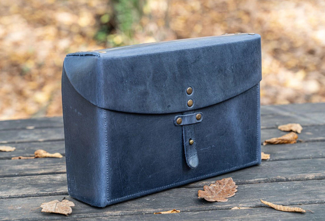 Galen Leather Writer's Medic Bag  - Crazy Horse Navy Blue - Blesket Canada