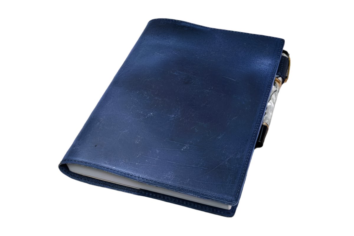 Galen Leather - Slim A5 Notebook/Planner Cover - Crazy Horse Navy Blue - Blesket Canada