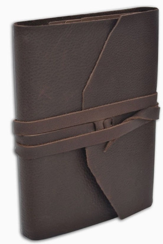 Freund Mayer & Co. Leather Wrap Journal – Refillable – 5" × 7" – Brown - Blesket Canada