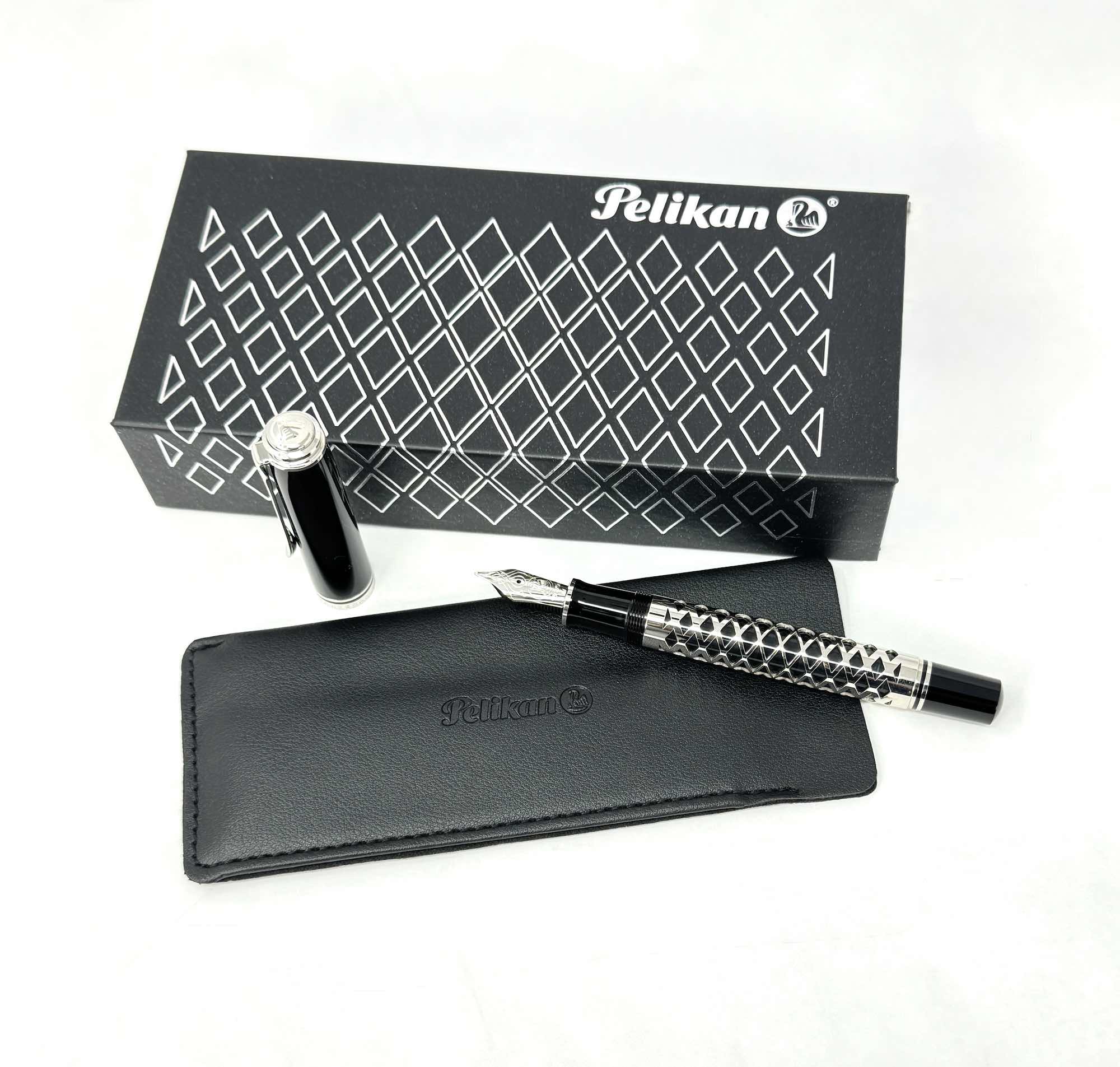 Pelikan Souverän M805 Metal Sleeve Special Edition 18kt/750 Gold - Blesket Canada