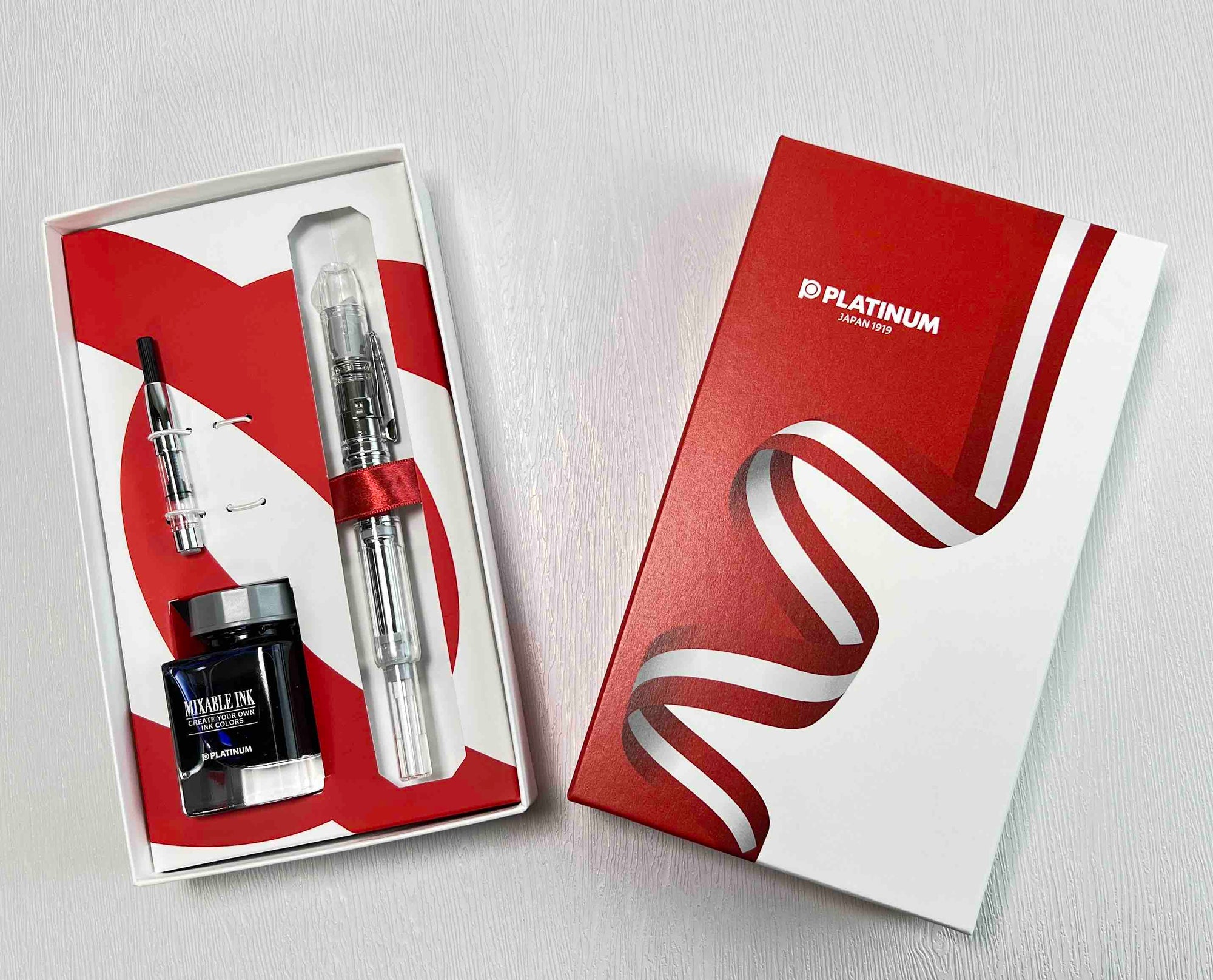Platinum CURIDAS Fountain Pen Gift Set - Prism Crystal - Blesket Canada