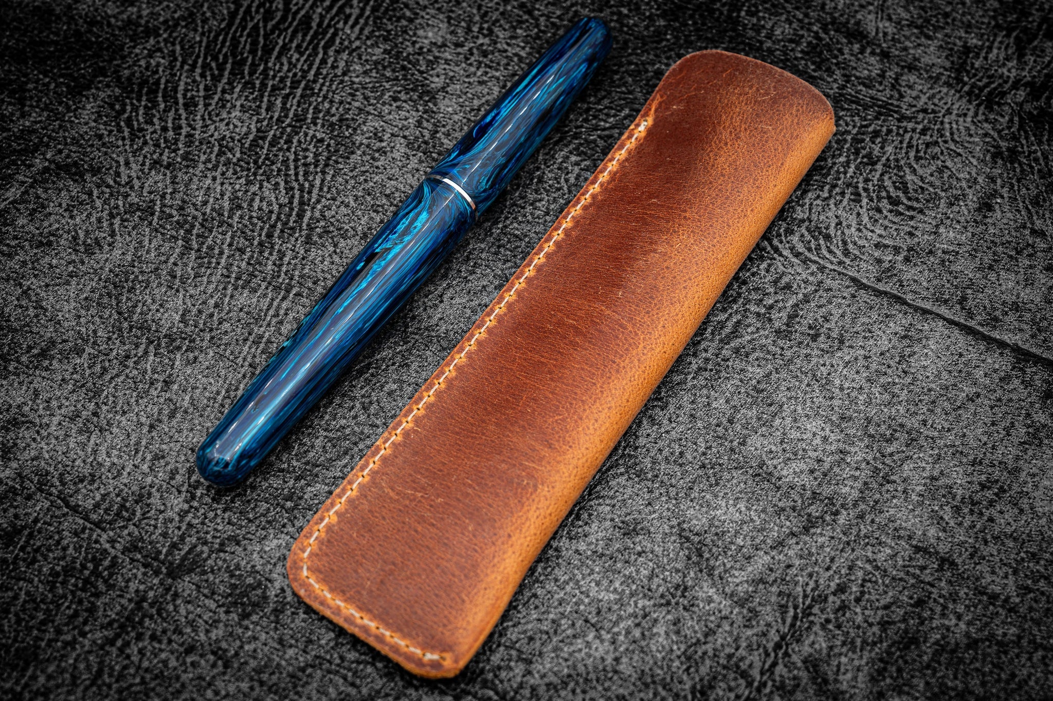 Galen Leather - Single Fountain Pen Sleeve - Crazy Horse Tan - Blesket Canada