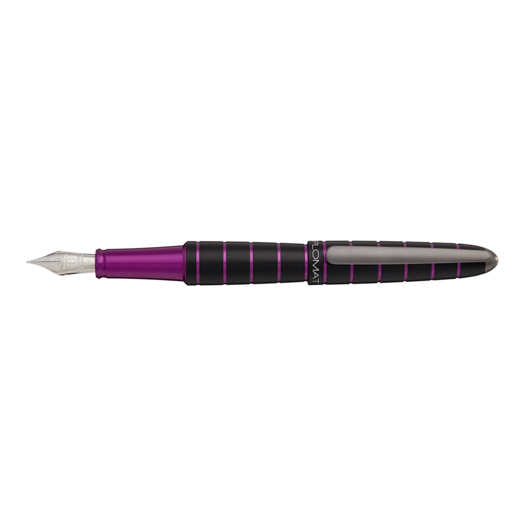 Diplomat Elox Ring Fountain Pen - Purple/Black