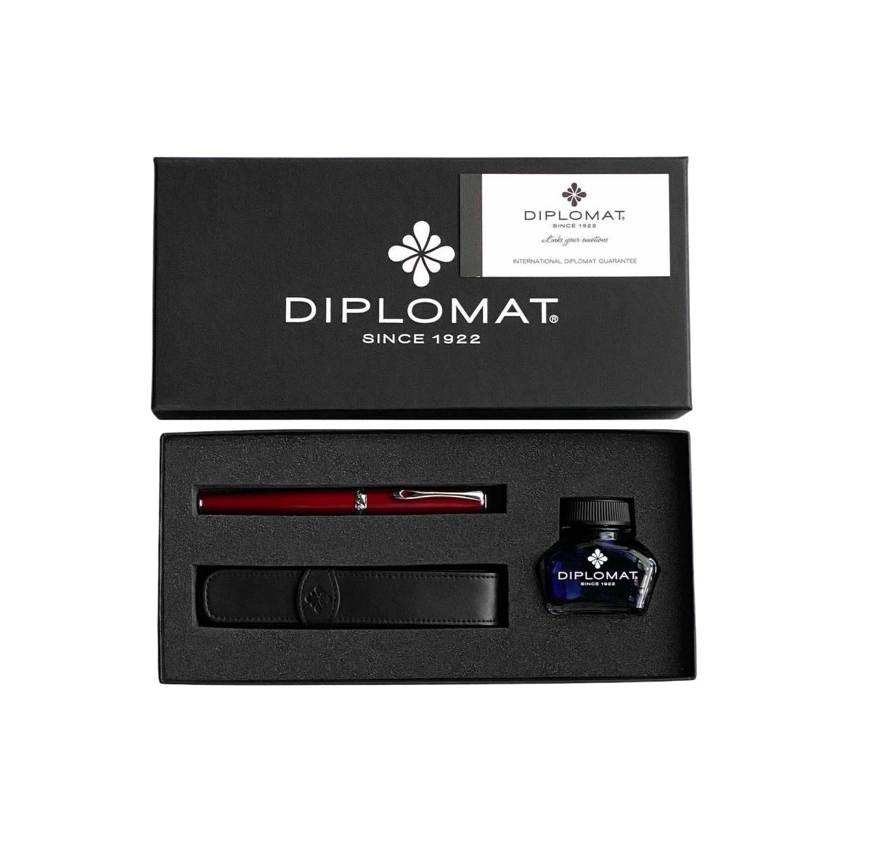 Diplomat Excellence A Magma Red Fountain Pen Set - Blesket Canada