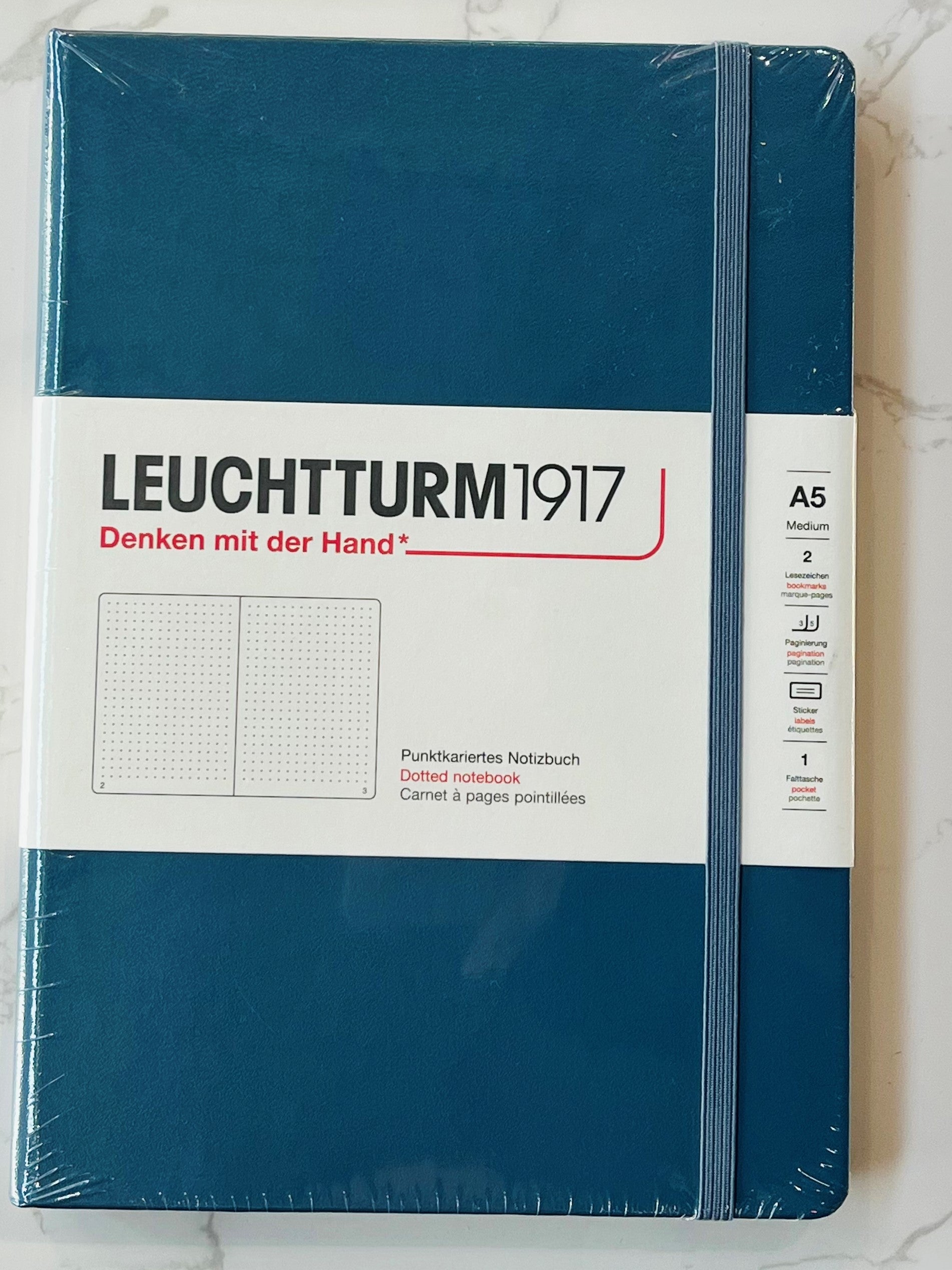 Leuchtturm1917 medium (A5) Hardcover Notebook Dotted - Blesket Canada